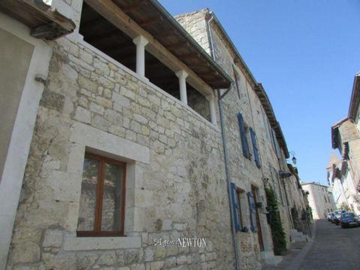 Picture of Home For Sale in Lauzerte, Midi Pyrenees, France