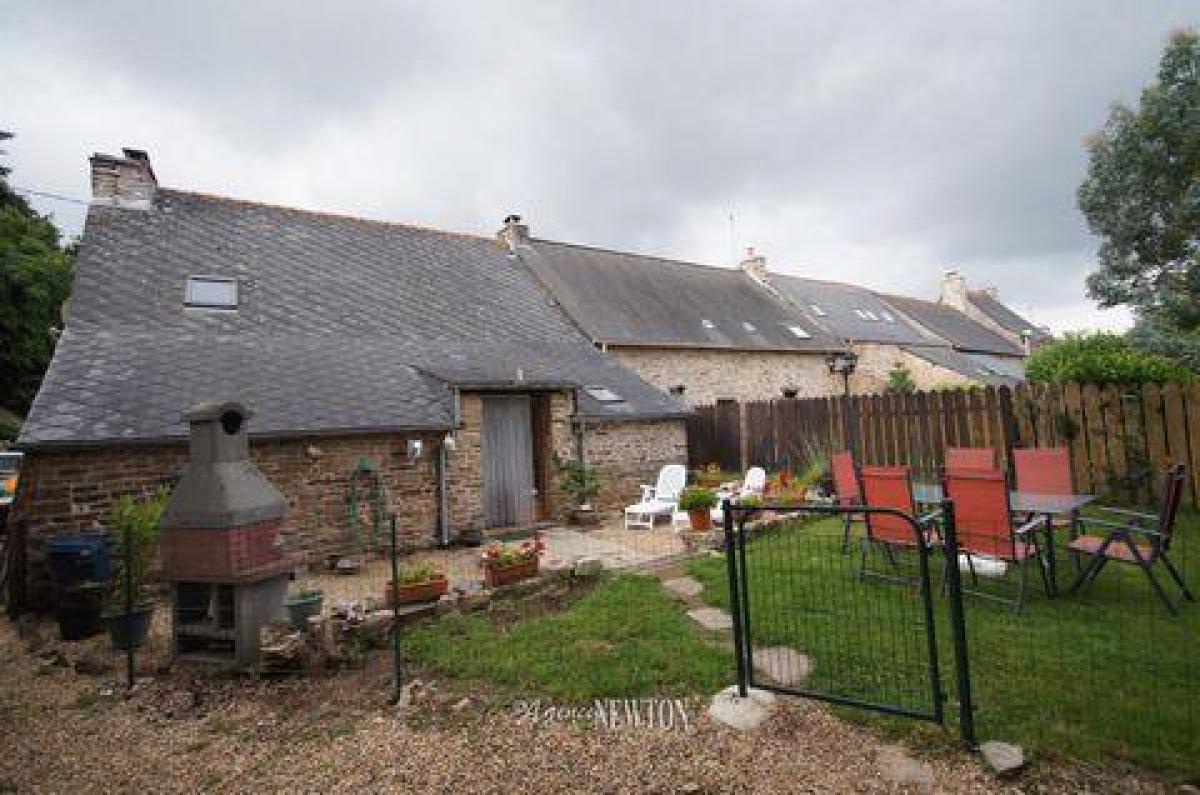 Picture of Home For Sale in Lizio, Morbihan, France