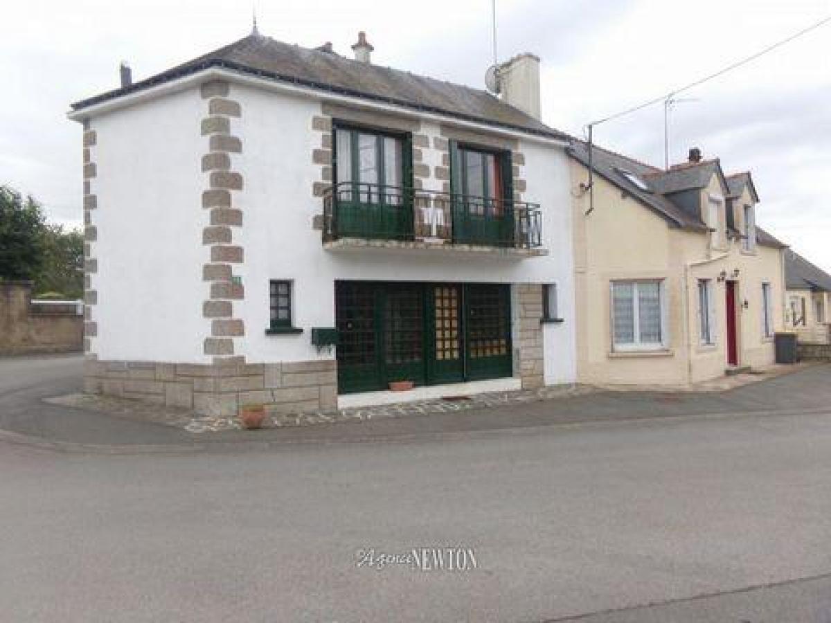 Picture of Home For Sale in Mohon, Morbihan, France