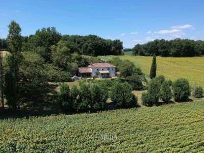Home For Sale in Puymirol, France