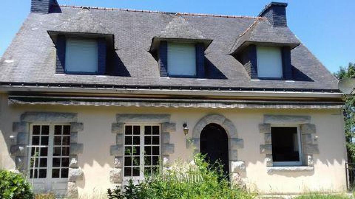 Picture of Home For Sale in Cruguel, Morbihan, France