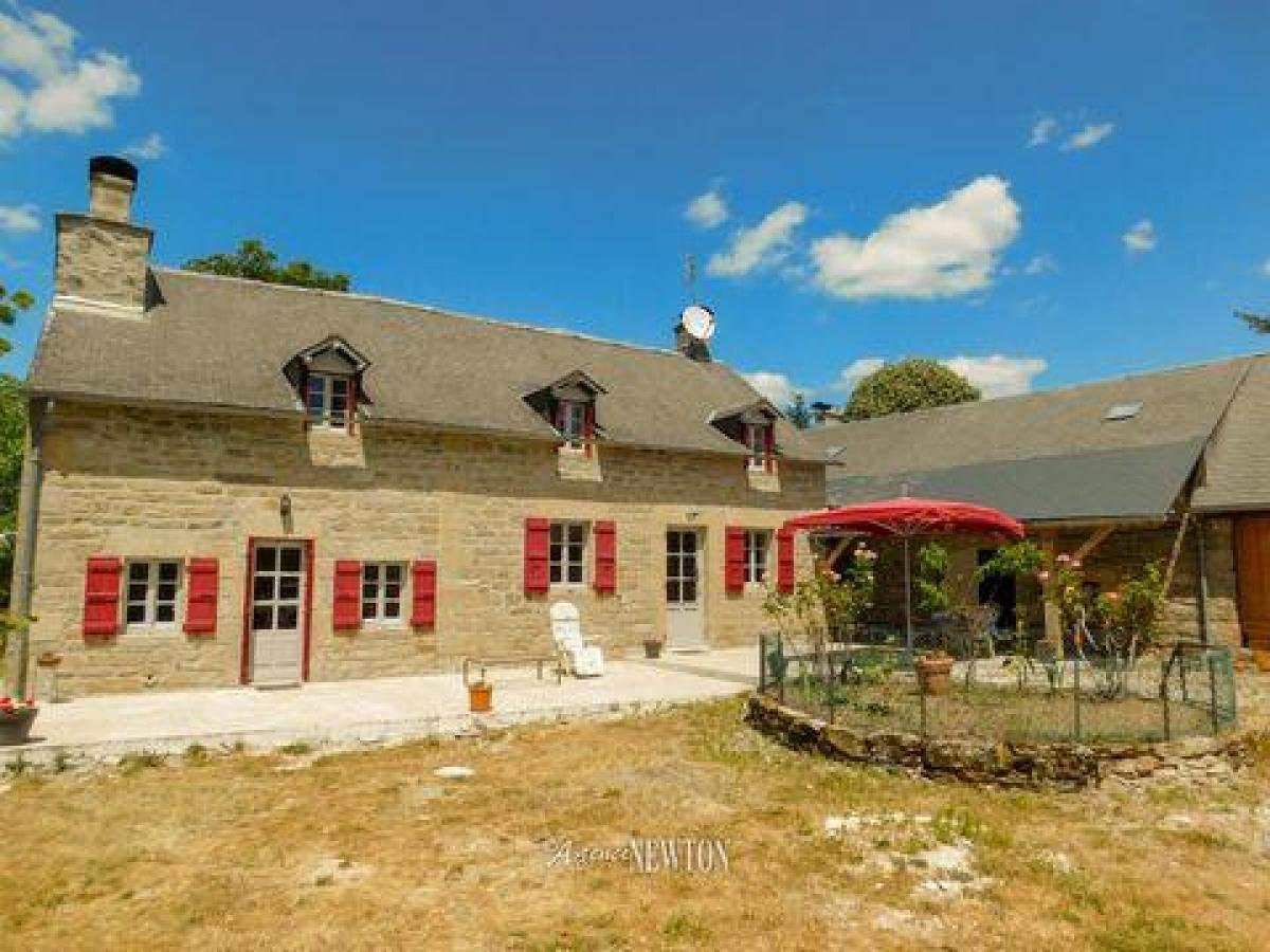Picture of Home For Sale in Veix, Correze, France