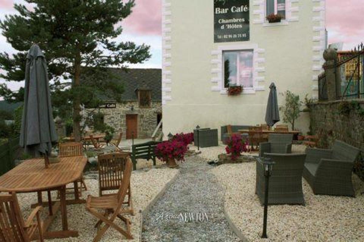 Picture of Home For Sale in Caurel, Cotes D'Armor, France