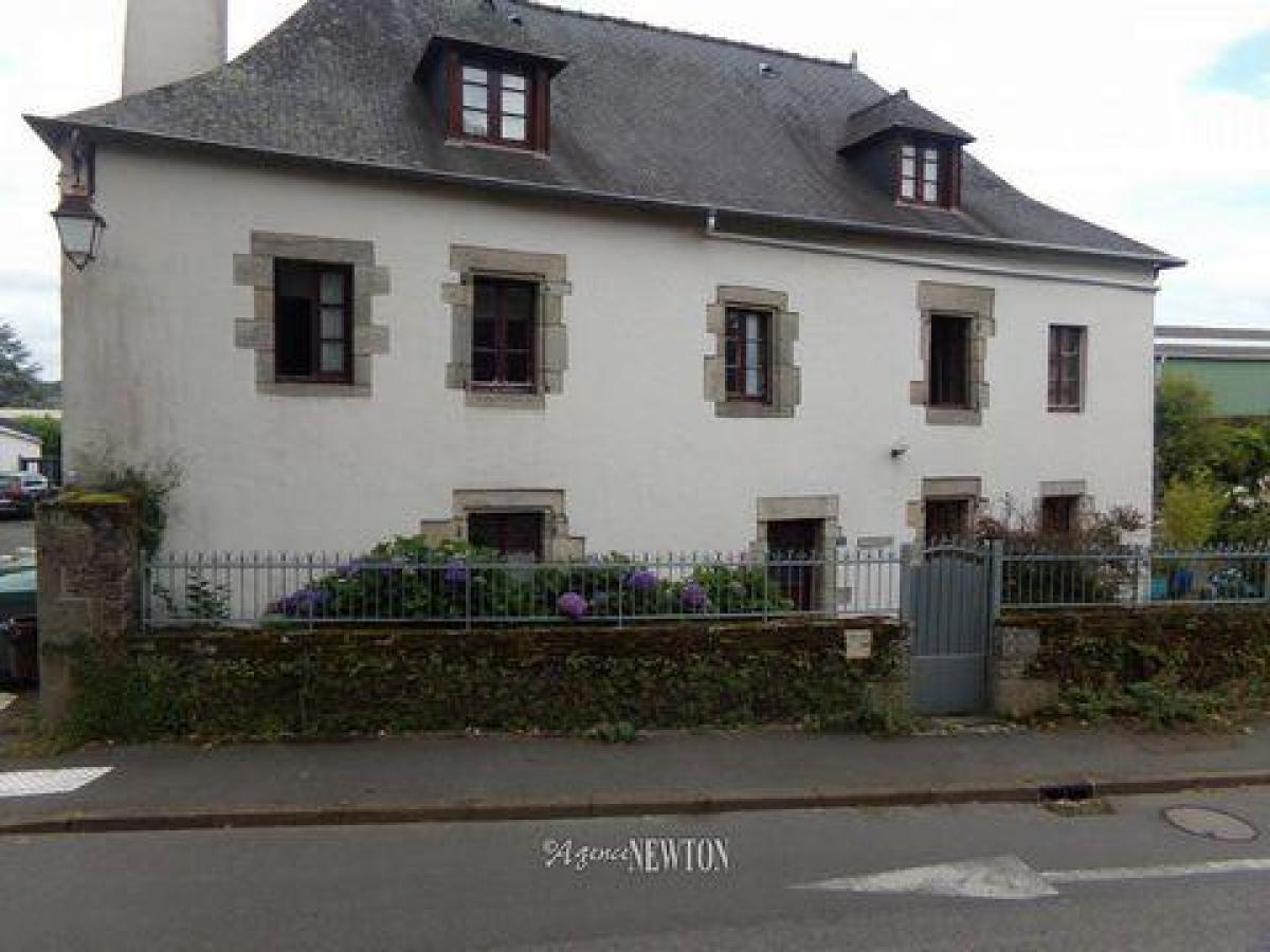 Picture of Home For Sale in Josselin, Bretagne, France