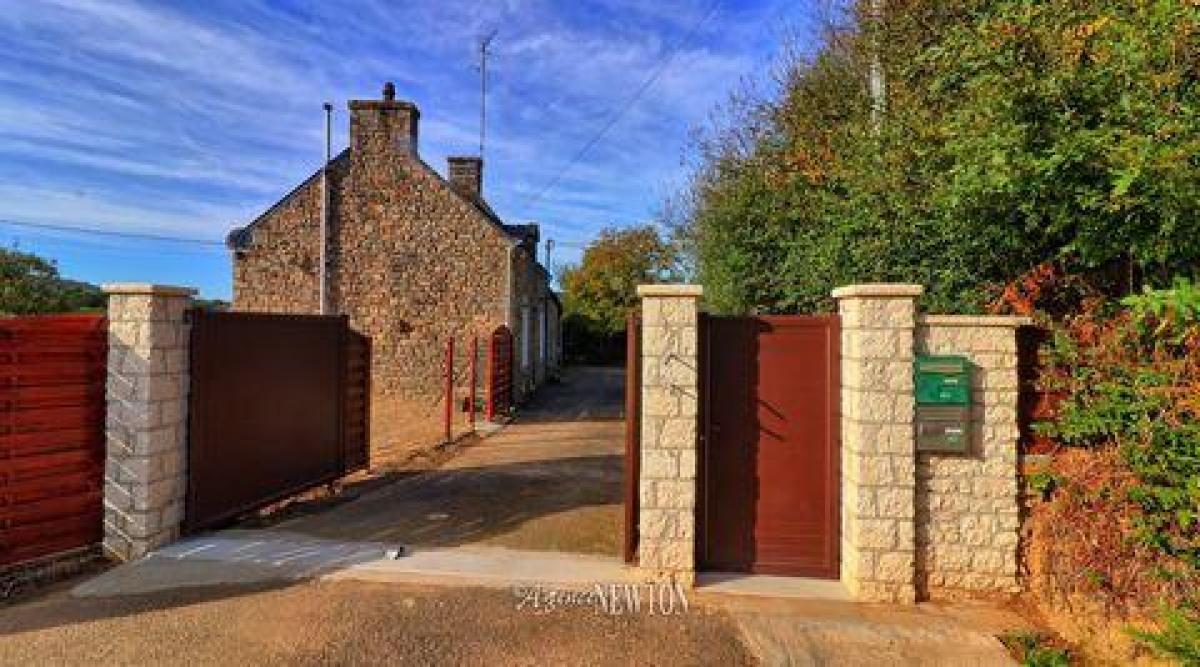 Picture of Home For Sale in Baud, Bretagne, France