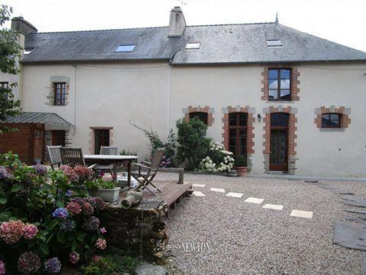 Picture of Home For Sale in Malestroit, Bretagne, France