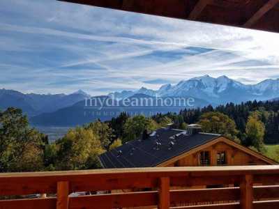 Condo For Sale in Combloux, France