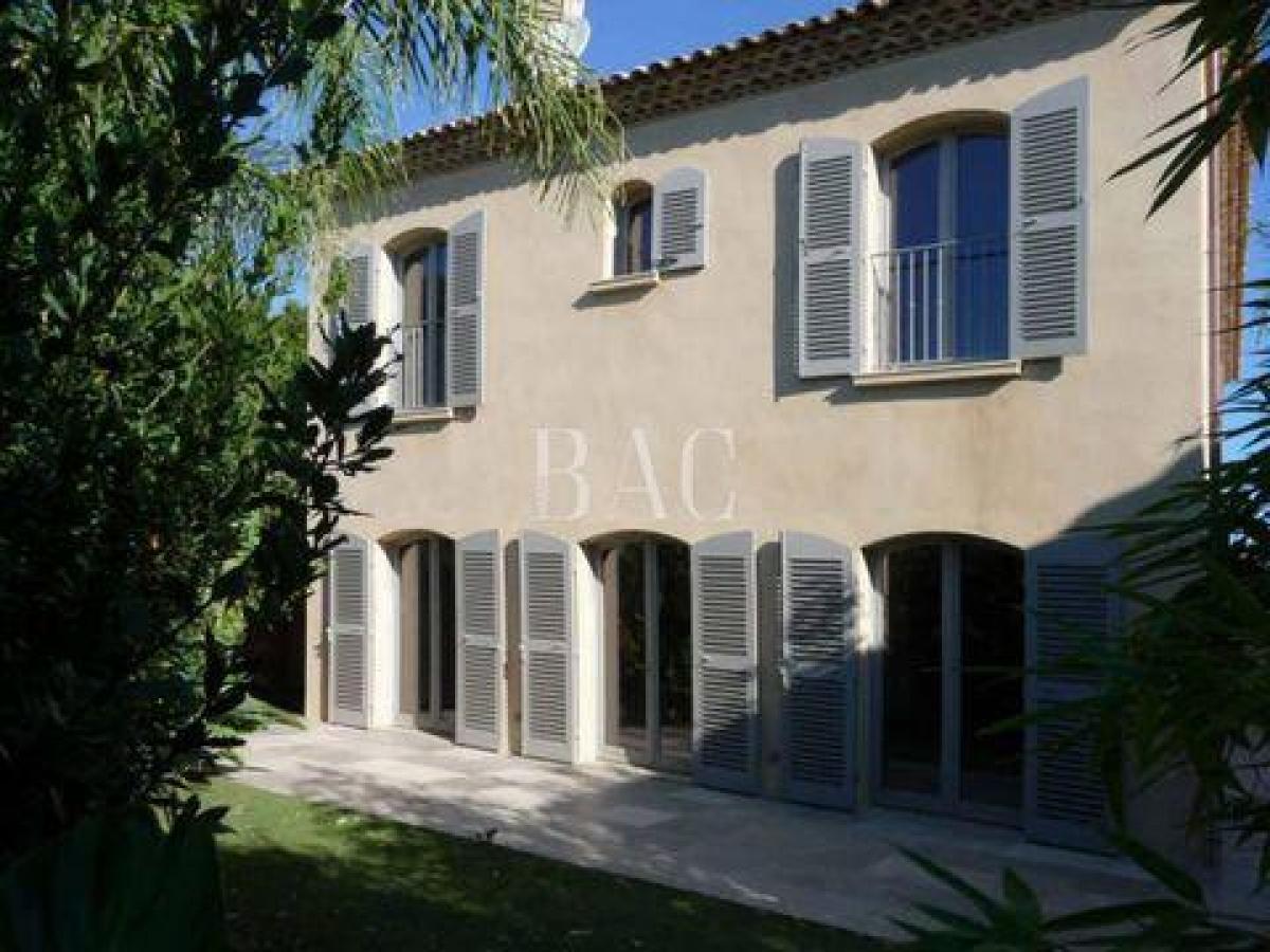 Picture of Home For Sale in Saint-Tropez, Cote d'Azur, France