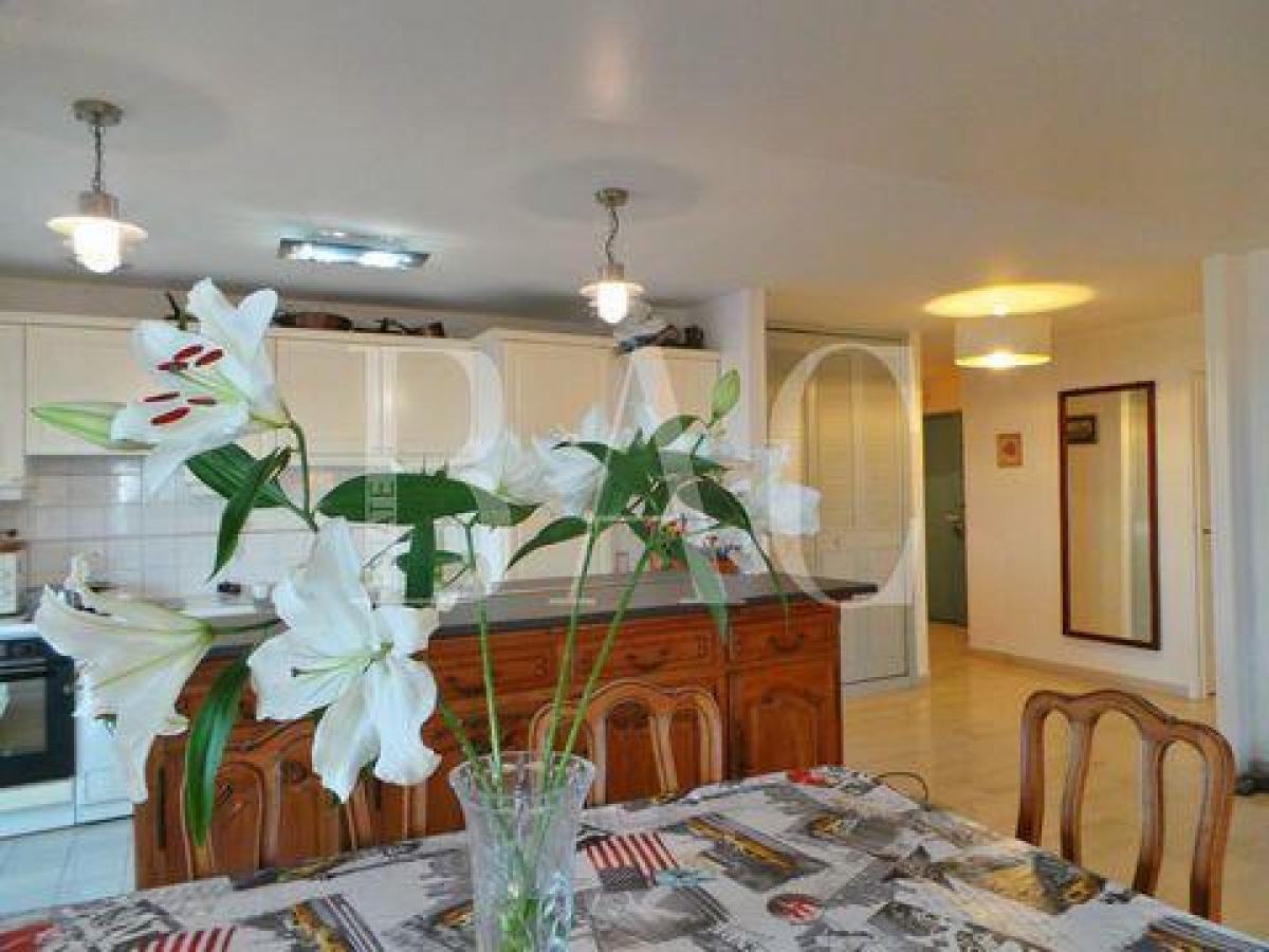 Picture of Condo For Sale in Beaulieu-sur-mer, Cote d'Azur, France