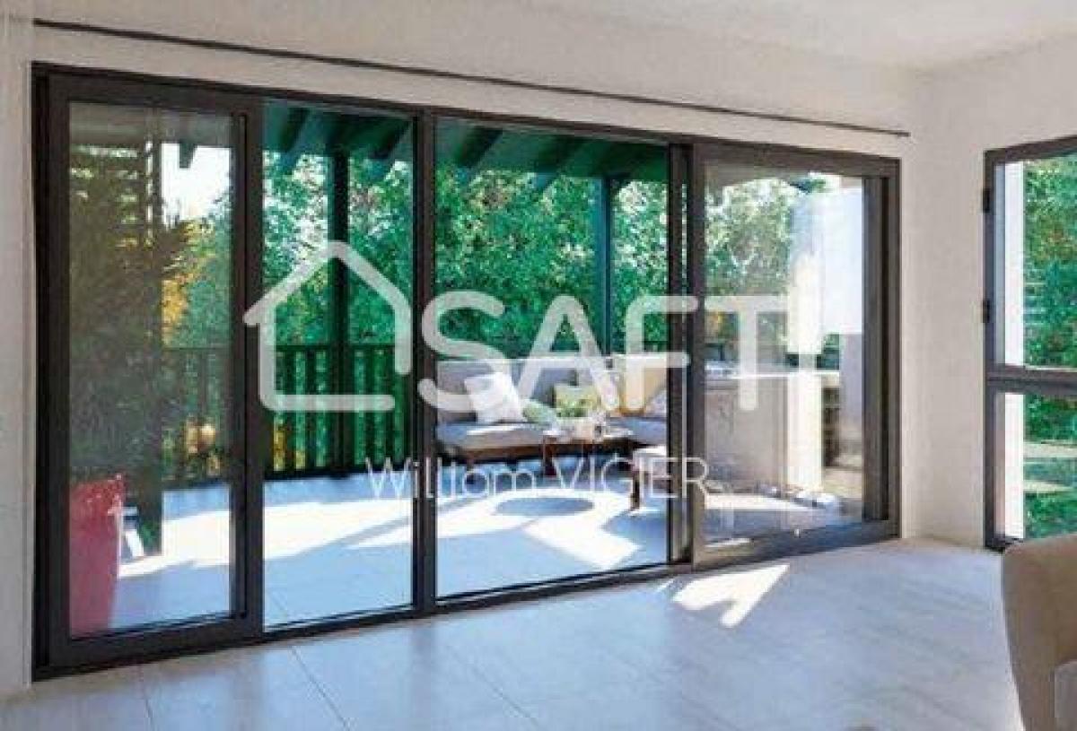 , Bayonne, Aquitaine, France Apartments For Sale at GLOBAL LISTINGS