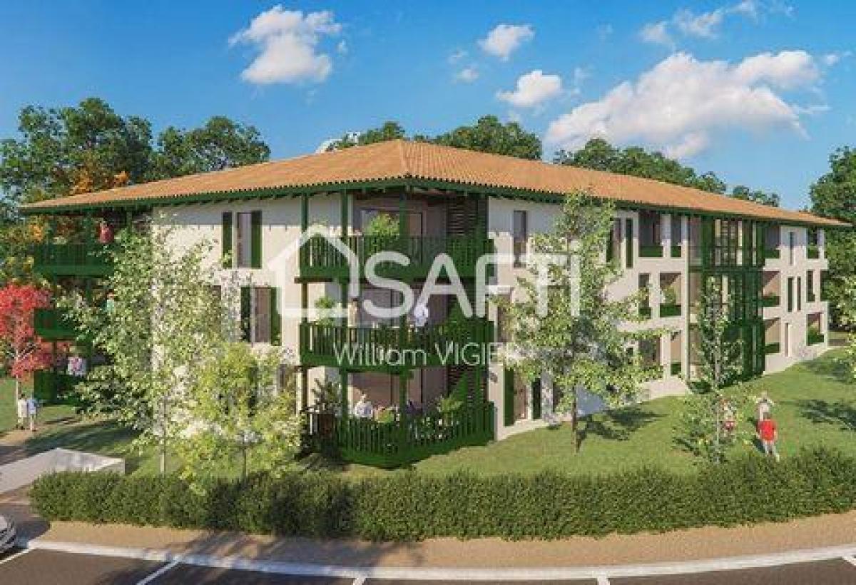 Picture of Condo For Sale in Bayonne, Aquitaine, France