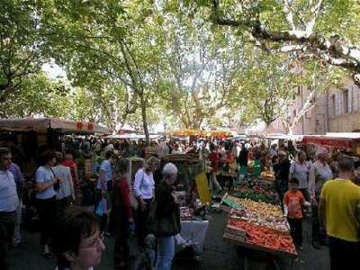 Office For Sale in Uzes, France