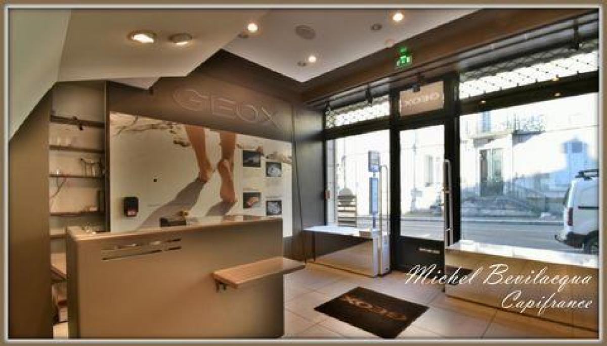 Picture of Office For Sale in Nevers, Bourgogne, France