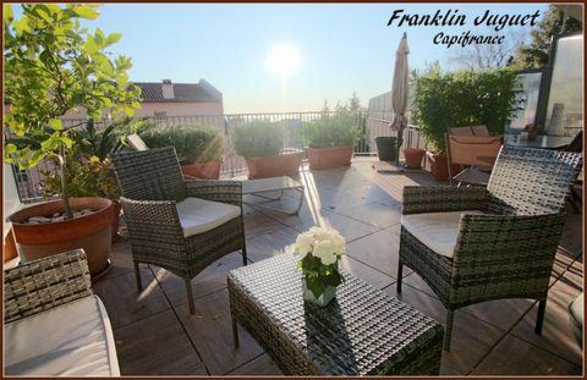 Picture of Condo For Sale in Vence, Cote d'Azur, France