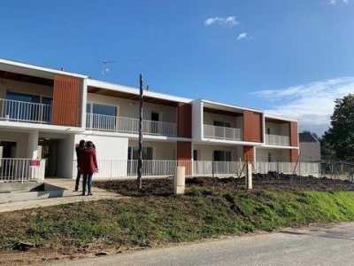 Condo For Sale in Tresses, France
