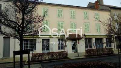 Office For Sale in Bellac, France