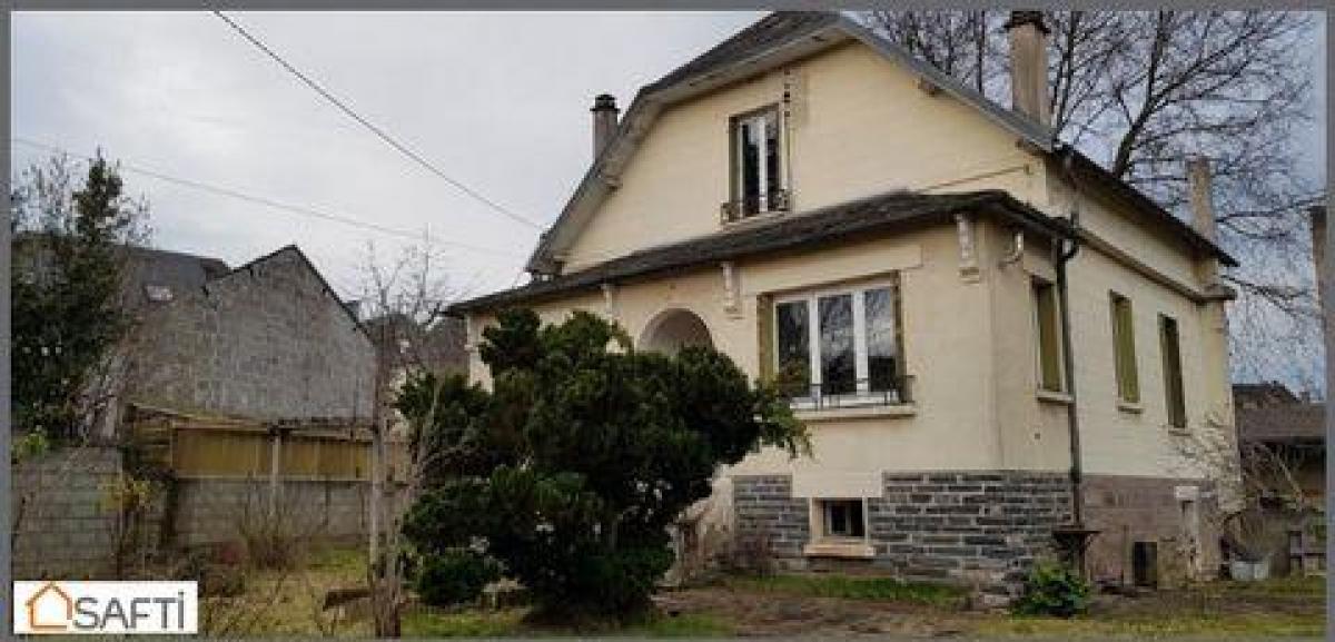 Picture of Home For Sale in Objat, Limousin, France