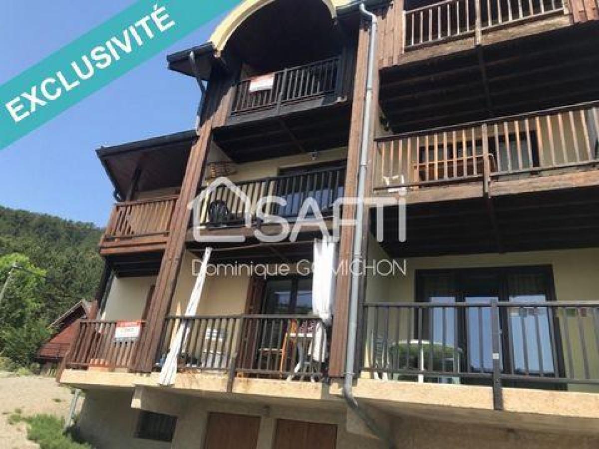 Picture of Apartment For Sale in Embrun, Provence-Alpes-Cote d'Azur, France