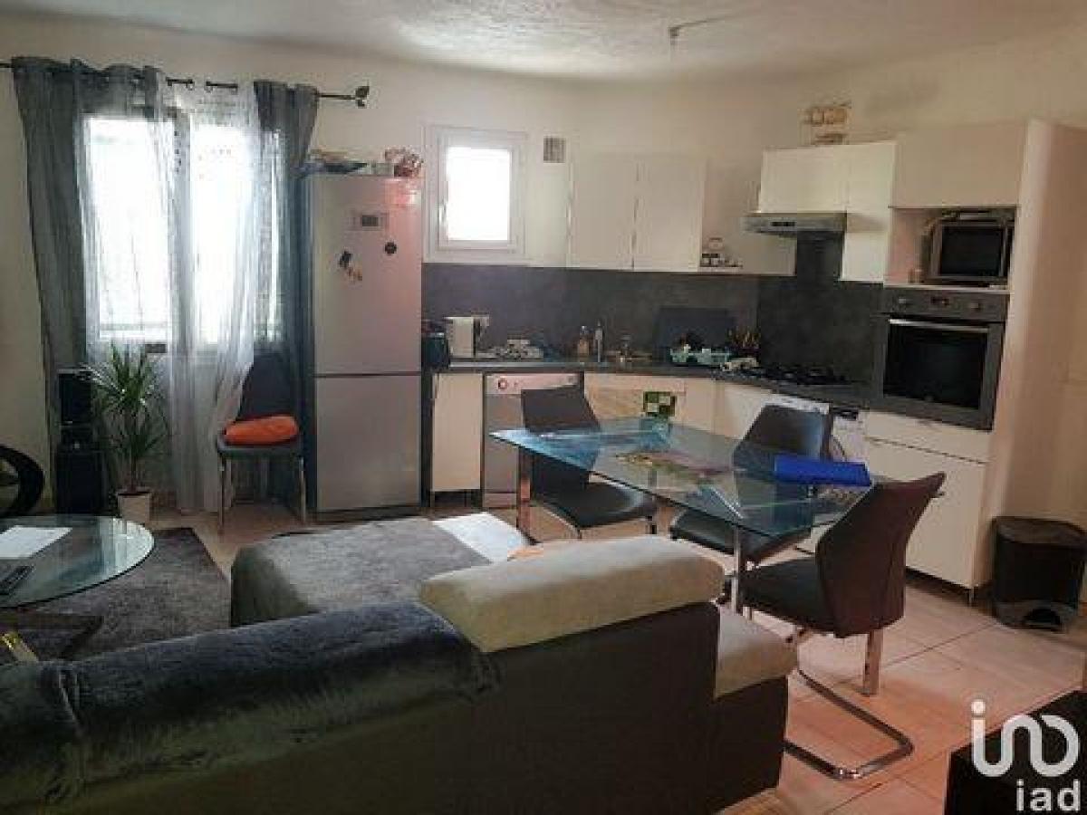 Picture of Condo For Sale in Orange, Provence-Alpes-Cote d'Azur, France