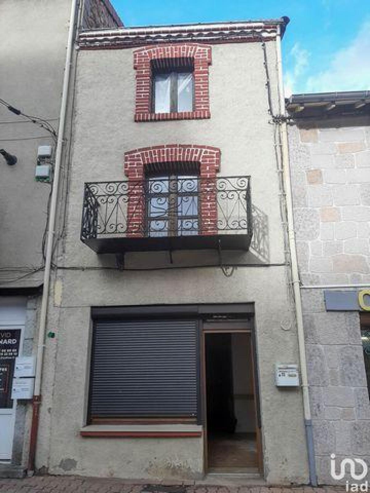 Picture of Home For Sale in Retournac, Auvergne, France