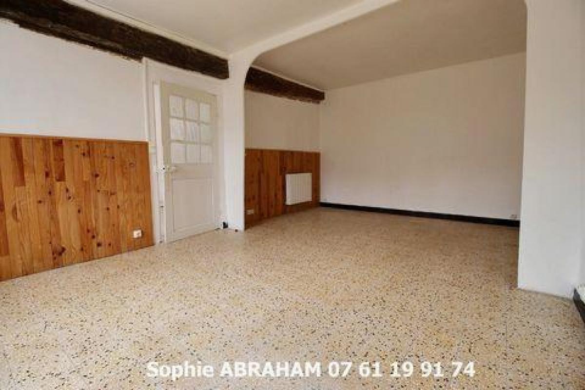 Picture of Home For Sale in Janville, Centre, France