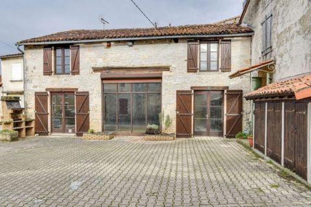 Picture of Home For Sale in Aunac, Poitou Charentes, France