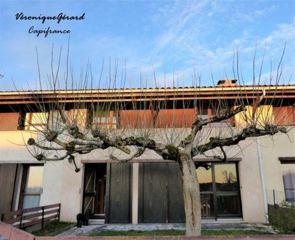 Picture of Home For Sale in Libourne, Aquitaine, France