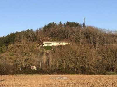 Home For Sale in Montaigu De Quercy, France