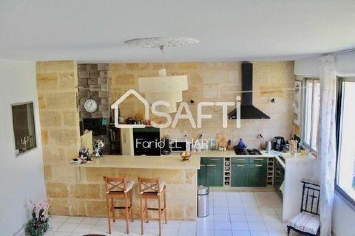 Picture of Home For Sale in Talence, Aquitaine, France