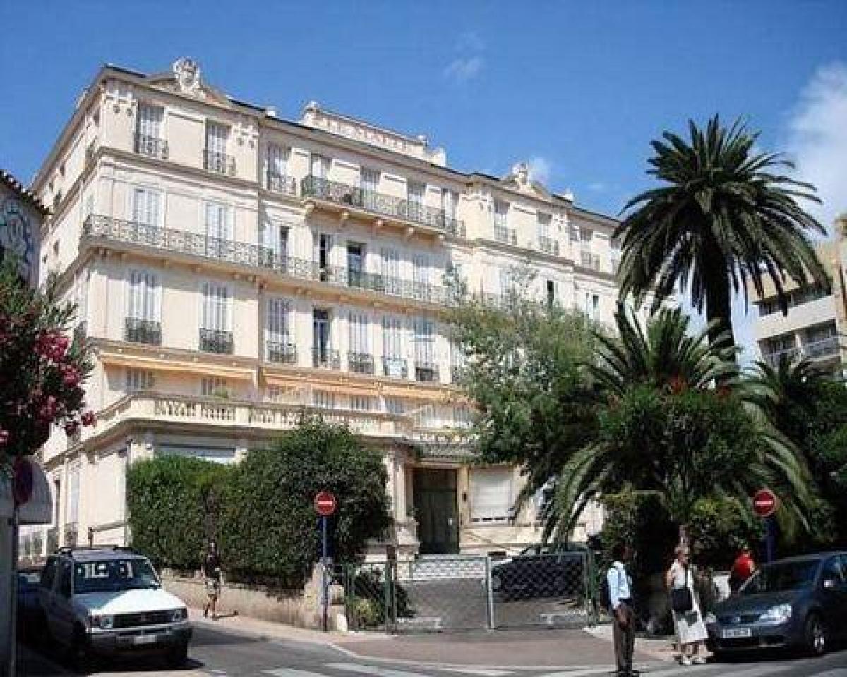 Picture of Apartment For Sale in Menton, Cote d'Azur, France