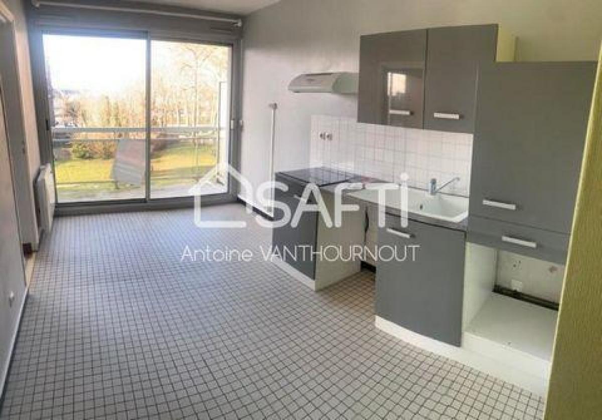 Picture of Apartment For Sale in Abbeville, Picardie, France