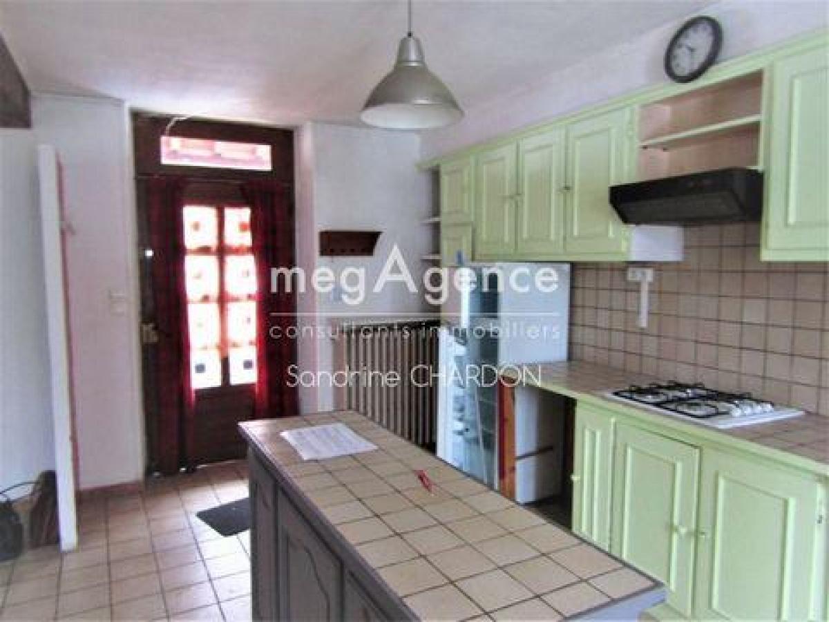 Picture of Home For Sale in Joigny, Bourgogne, France