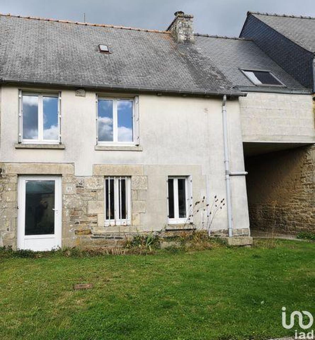 Picture of Home For Sale in Broons, Cotes D'Armor, France