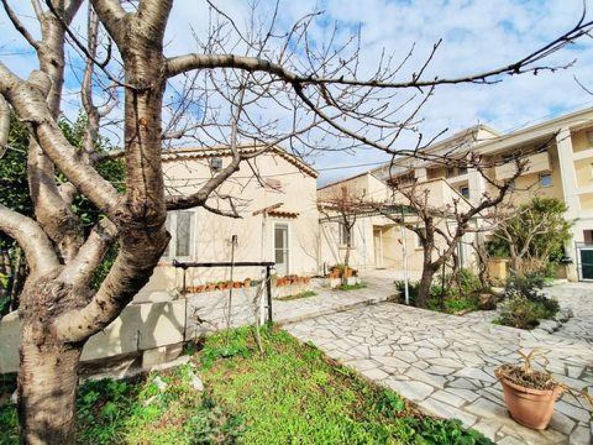 Picture of Home For Sale in Martigues, Provence-Alpes-Cote d'Azur, France