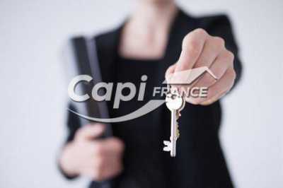 Office For Sale in Fouesnant, France