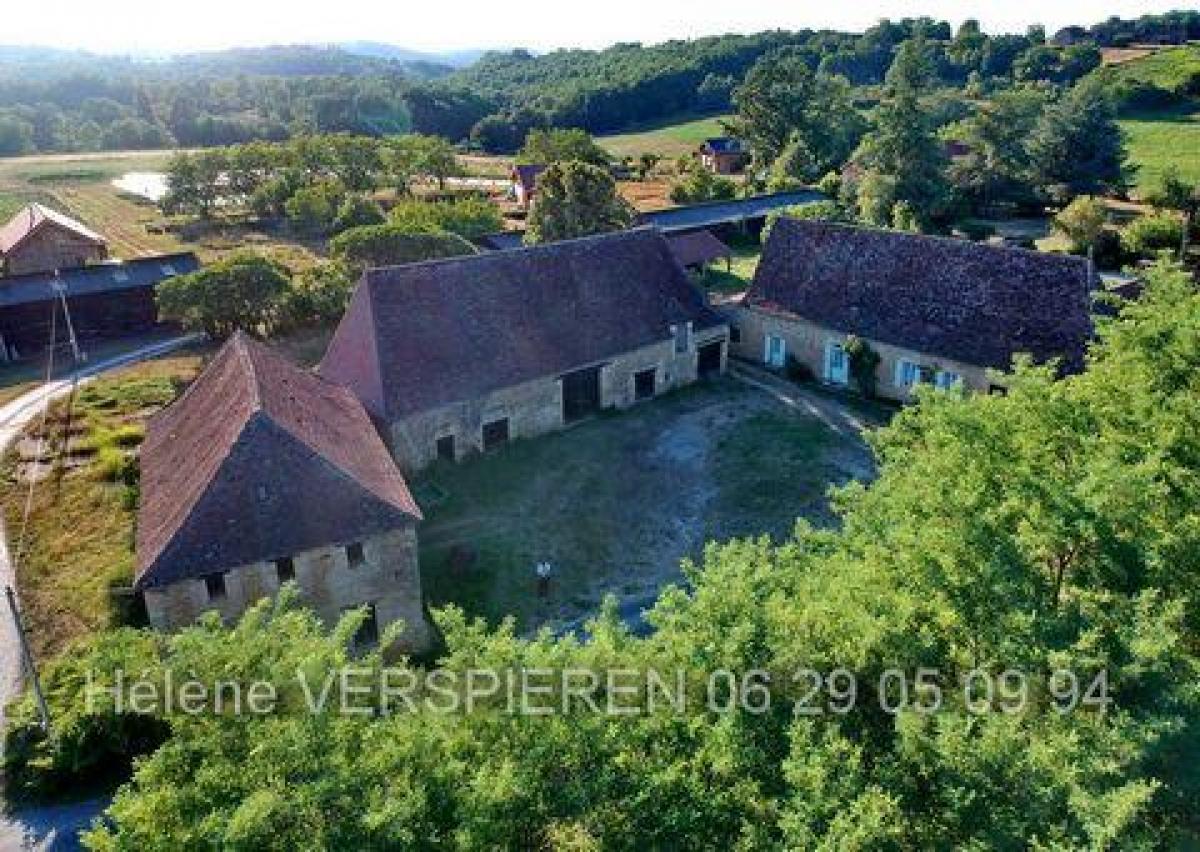 Picture of Farm For Sale in Le Buisson De Cadouin, Aquitaine, France