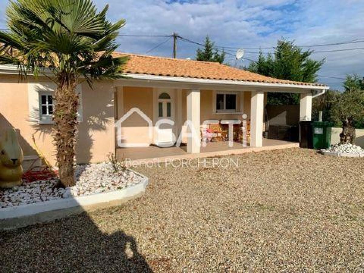 Picture of Home For Sale in Pessac, Aquitaine, France