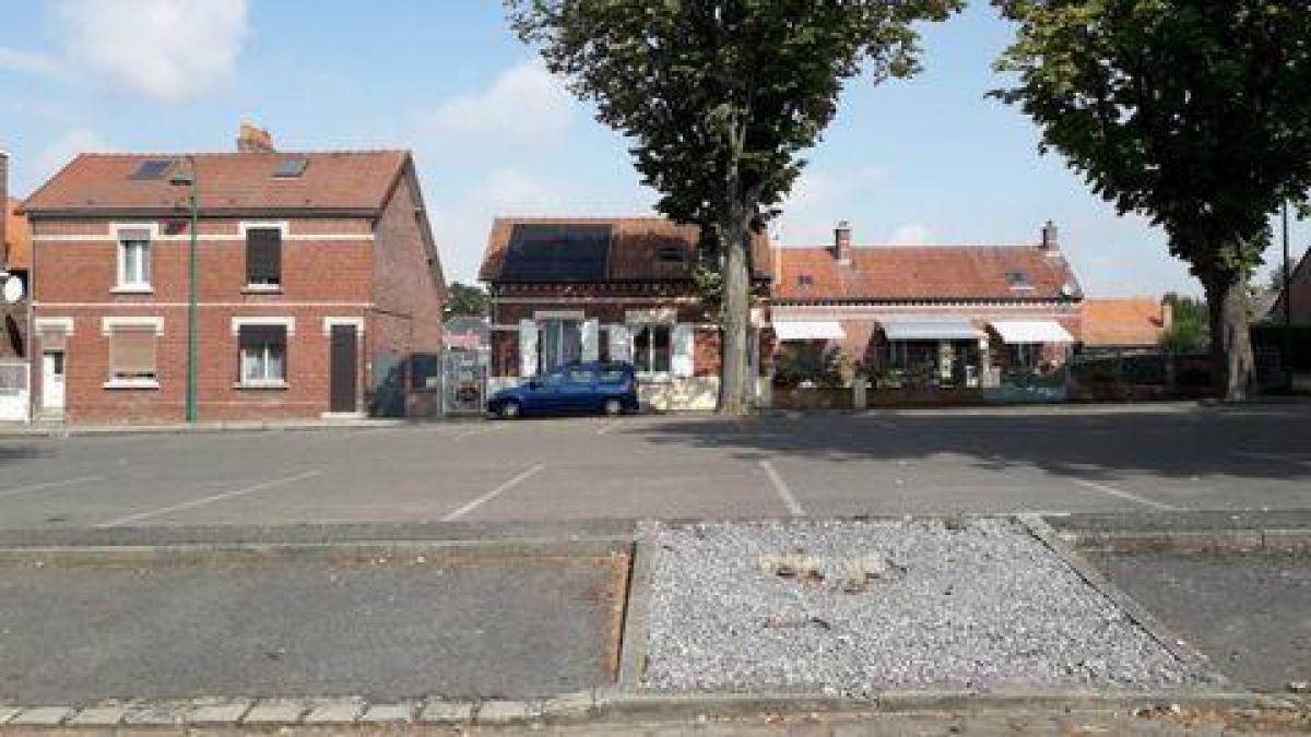 Picture of Home For Sale in Roisel, Picardie, France