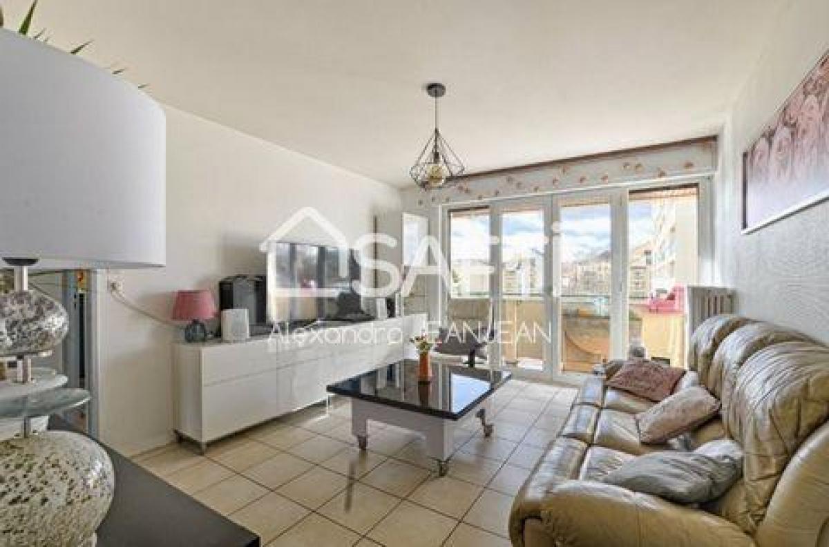Picture of Apartment For Sale in Metz, Lorraine, France