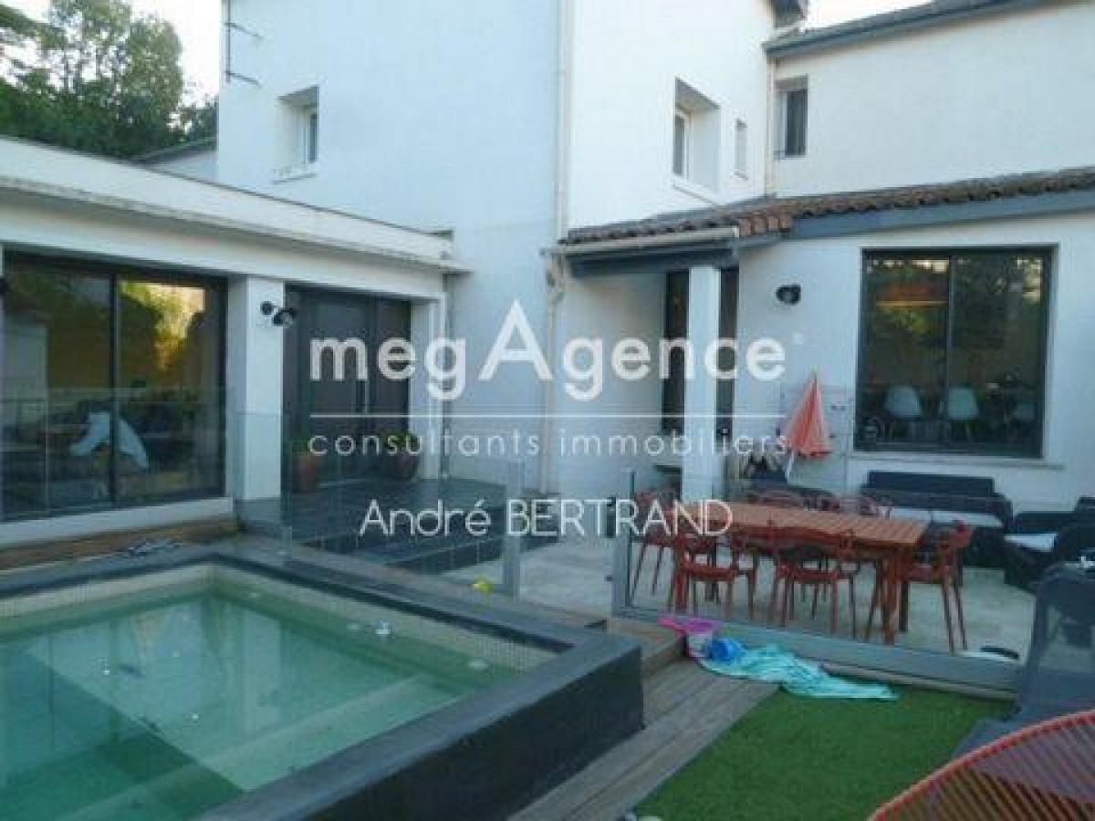 Picture of Home For Sale in Beziers, Languedoc Roussillon, France