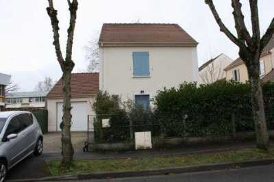 Home For Sale in Beauvais, France