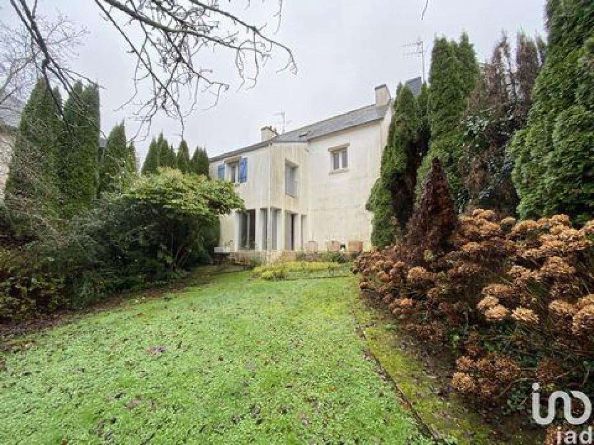 Picture of Home For Sale in Cast, Bretagne, France