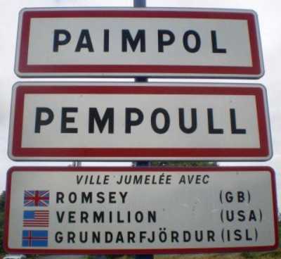 Office For Sale in Paimpol, France