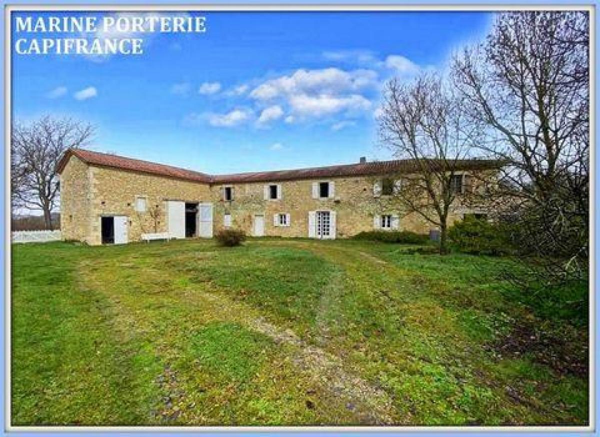 Picture of Home For Sale in Jegun, Midi Pyrenees, France