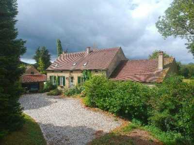 Home For Sale in Avallon, France