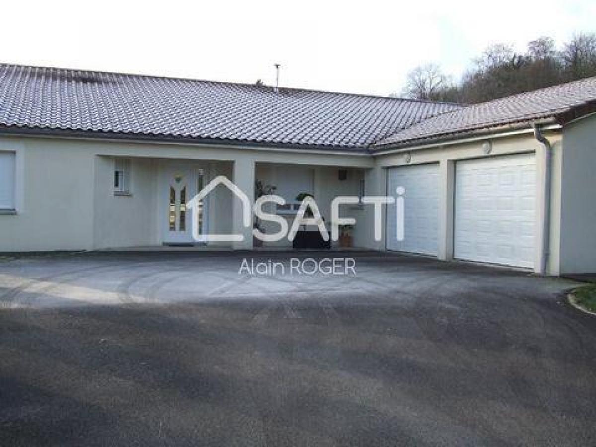 Picture of Home For Sale in Bar-le-Duc, Lorraine, France