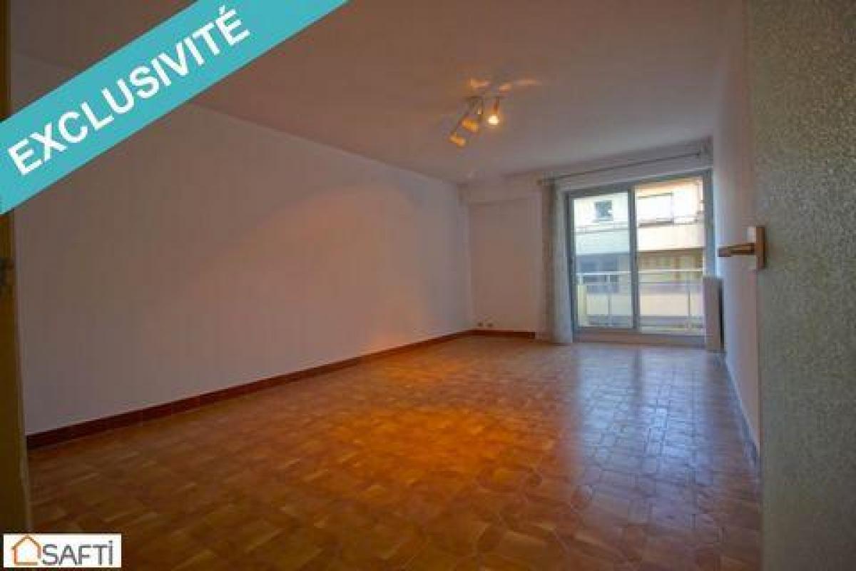 , Grasse, Cote d'Azur, France Apartments For Sale at GLOBAL LISTINGS