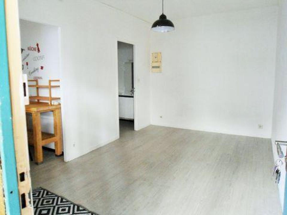 Picture of Apartment For Rent in Aubagne, Provence-Alpes-Cote d'Azur, France