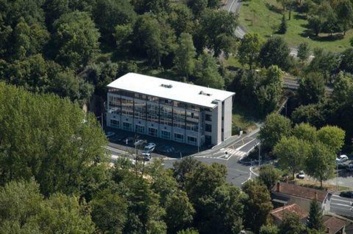 Picture of Office For Sale in Boulazac, Aquitaine, France