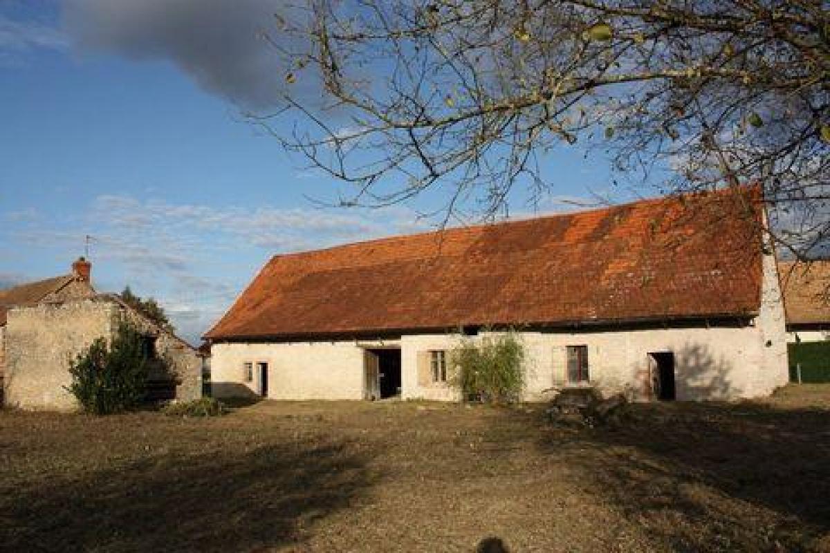 Picture of Home For Sale in Tournus, Bourgogne, France